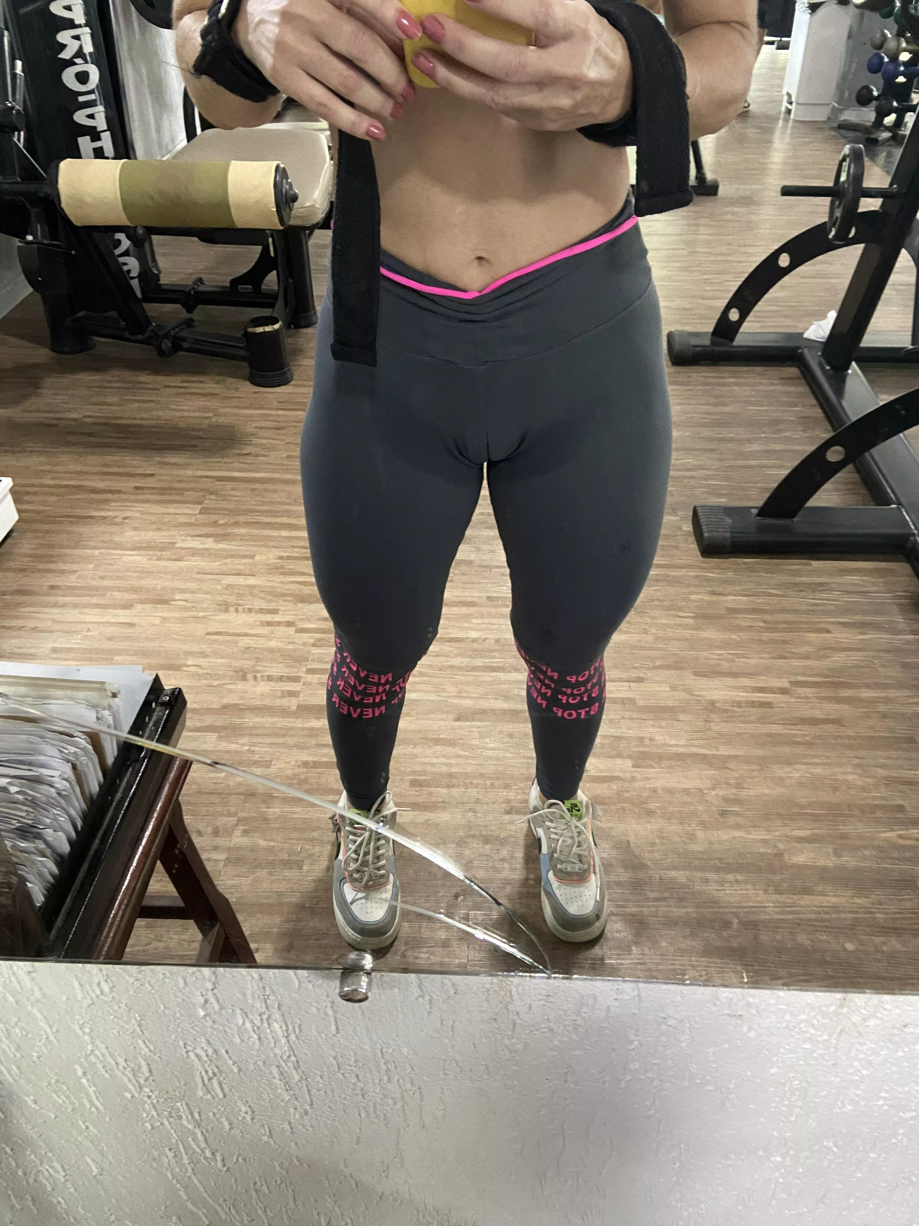 look how delicious at the gym