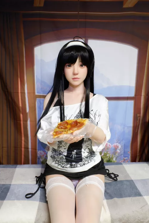 Master! Here! Eat the pizza.