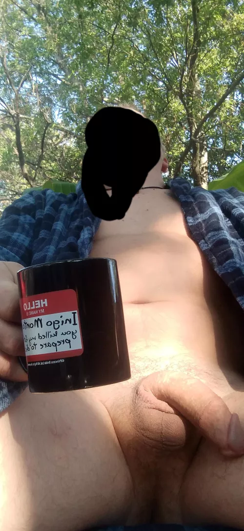 morning coffee at the campsite