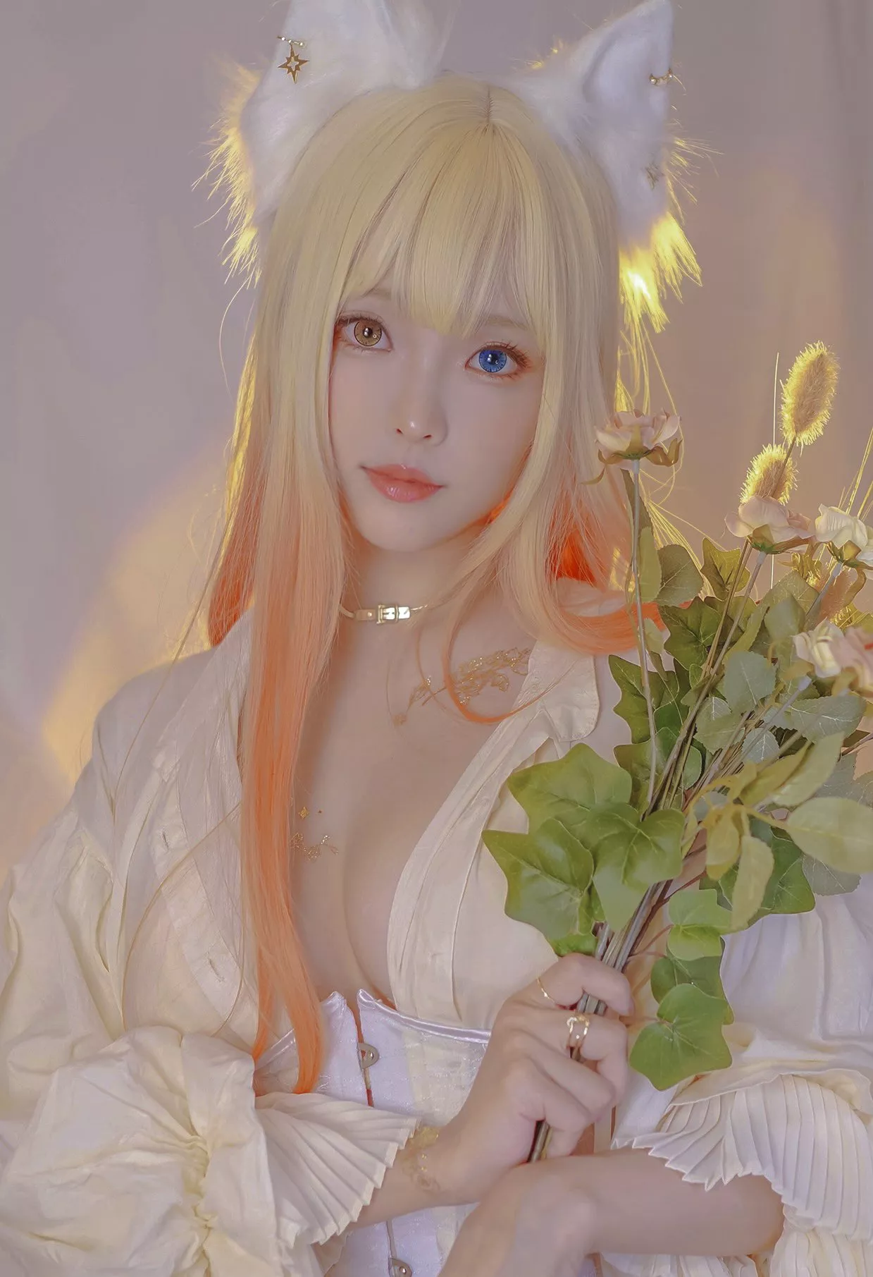 Odd-eyed Cat Cosplay by Ely_eee