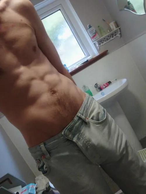 ooh girlfriends jeans are nice