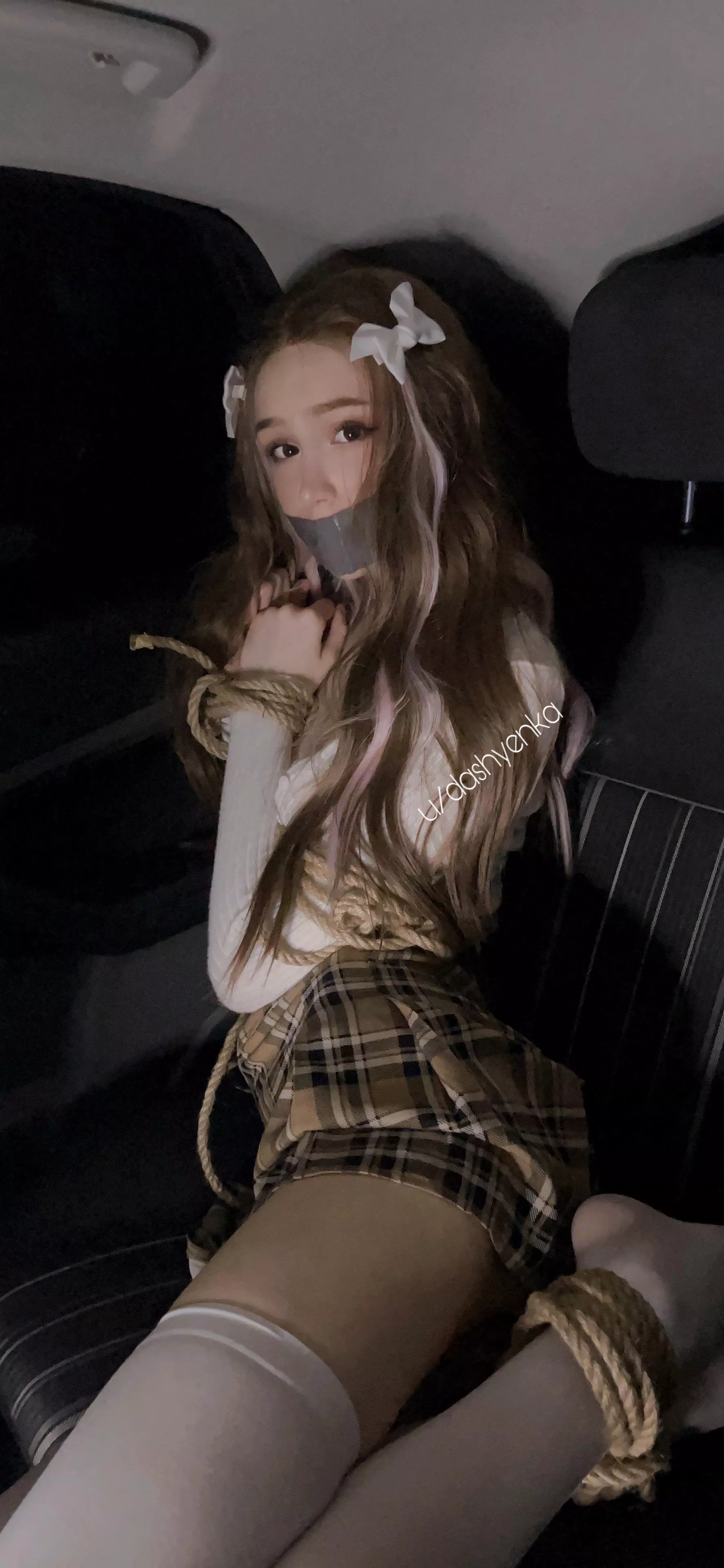 Pov: You thrown me in the back of your car and tied me up so im helpless and ready to be used🤭