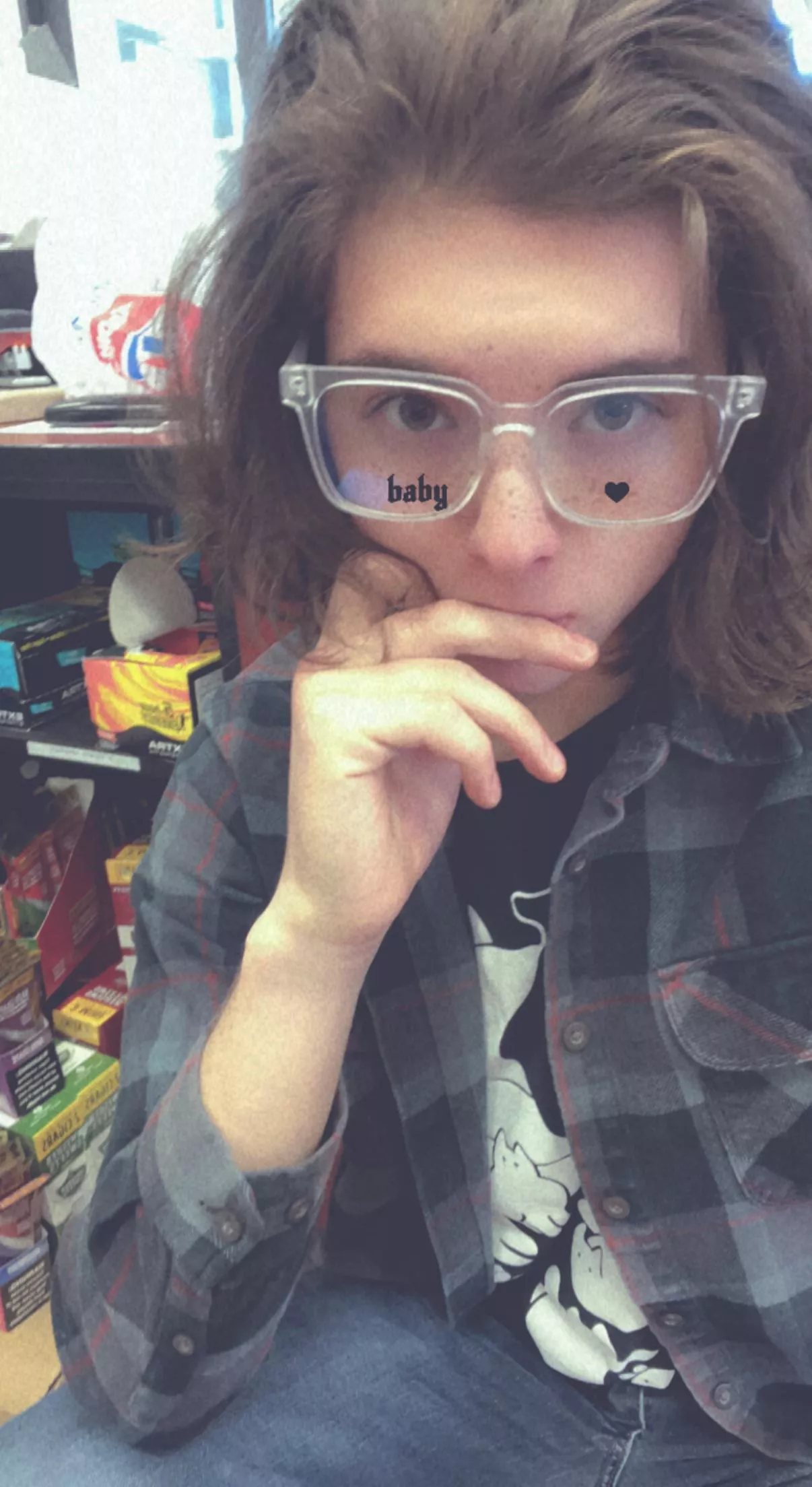 Someone kiss me and tell me I’m cute please