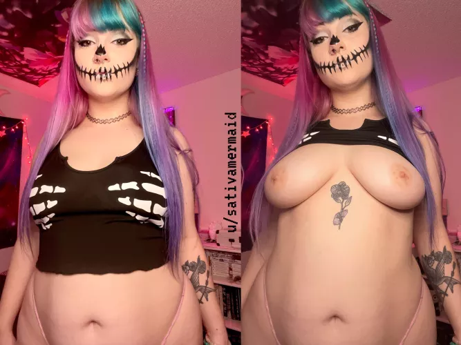 Spooky slutty skeleton