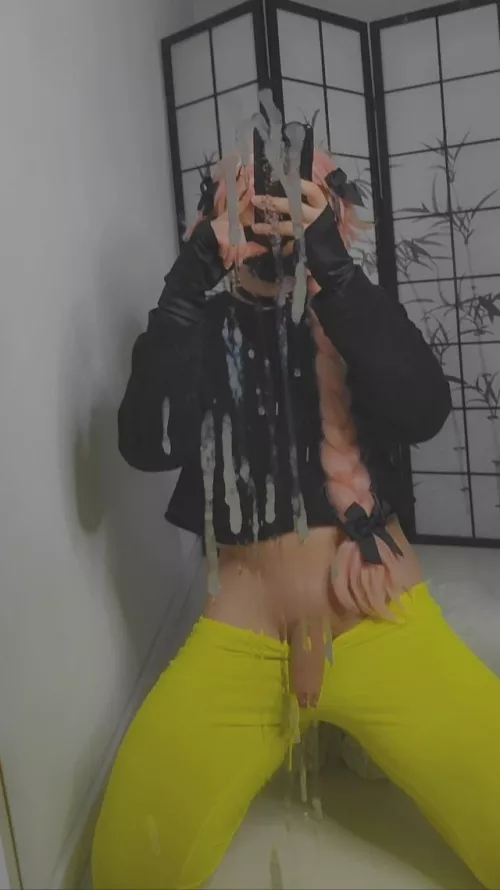 Stick your tongue out If u want the next load ;3