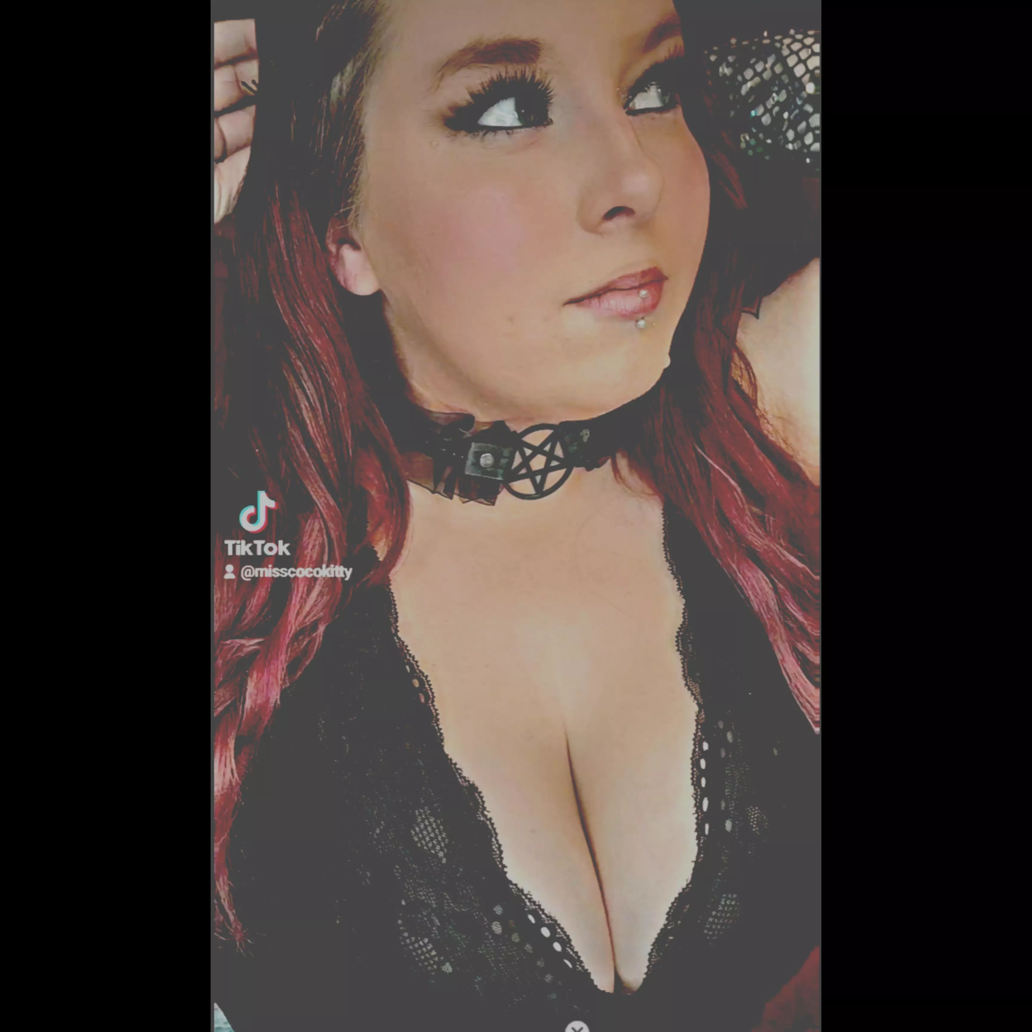 sub to my OF 💋🥵🖤