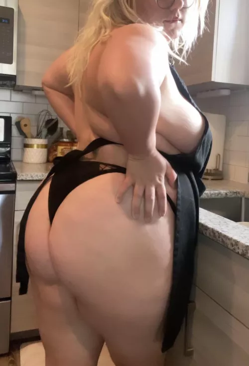 Sunday is chore day for me… think I could get a hand? 😘