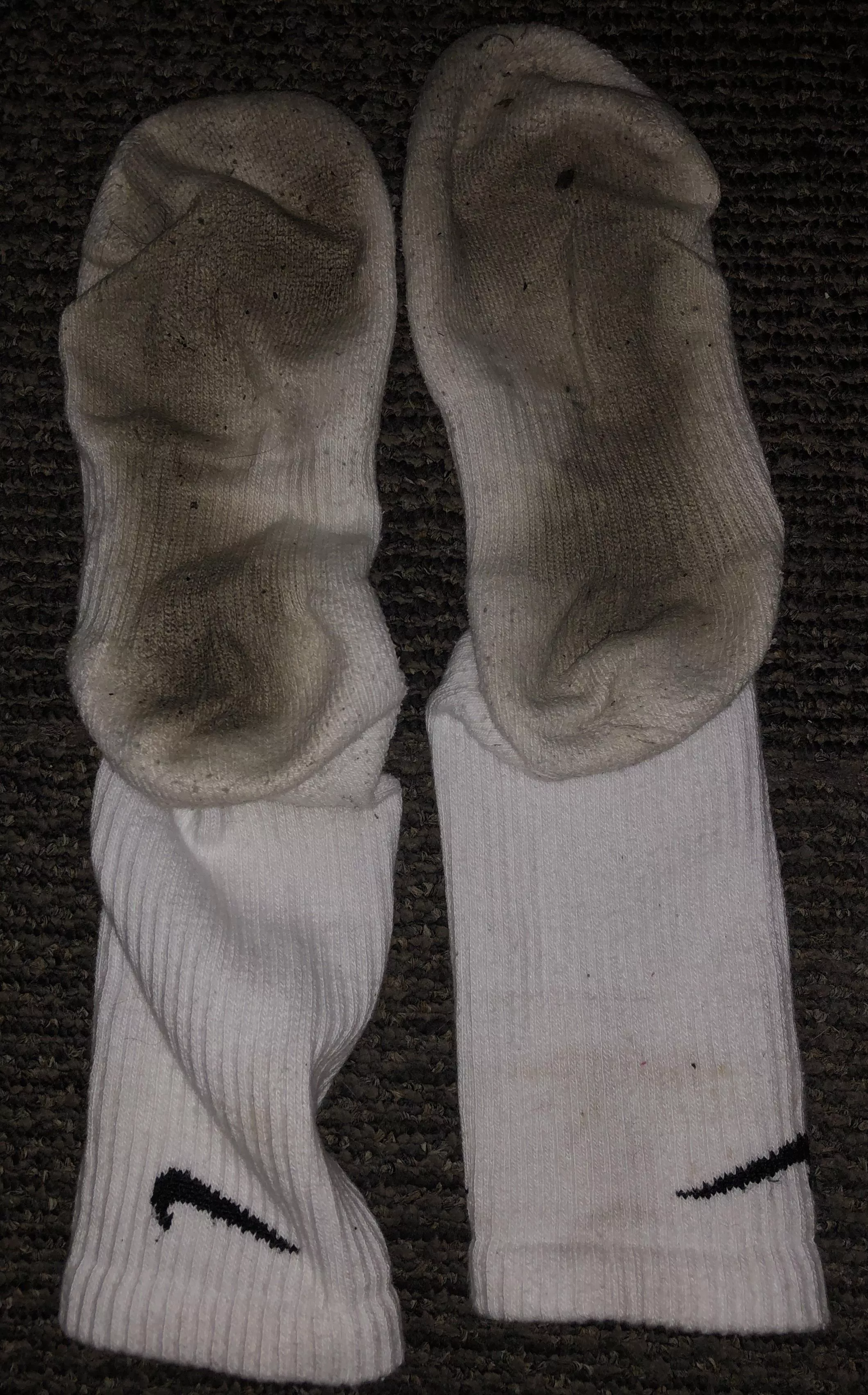 Super sweaty 10 day worn socks! 5 games of soccer + 5 work & gym days 🥵 imagine how stinky these must be!