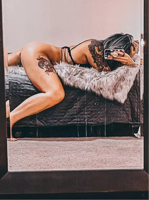 Thank you for 1K followers! 😘