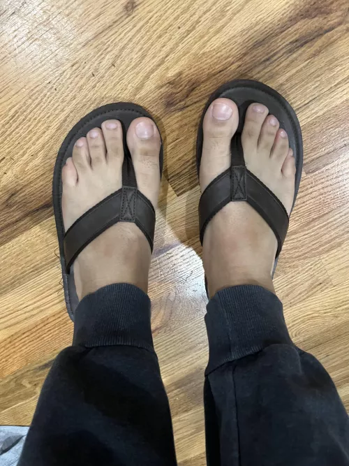 Toes