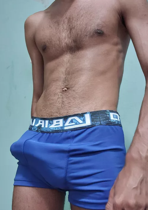 U need a master like me to worship!