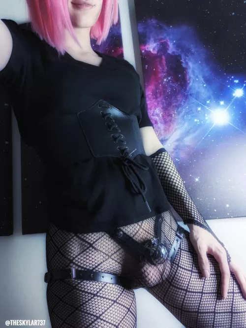 ur own personal sissy gf 🖤❤️