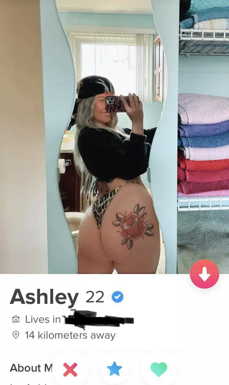 Well that’s one way to get a match on tinder...