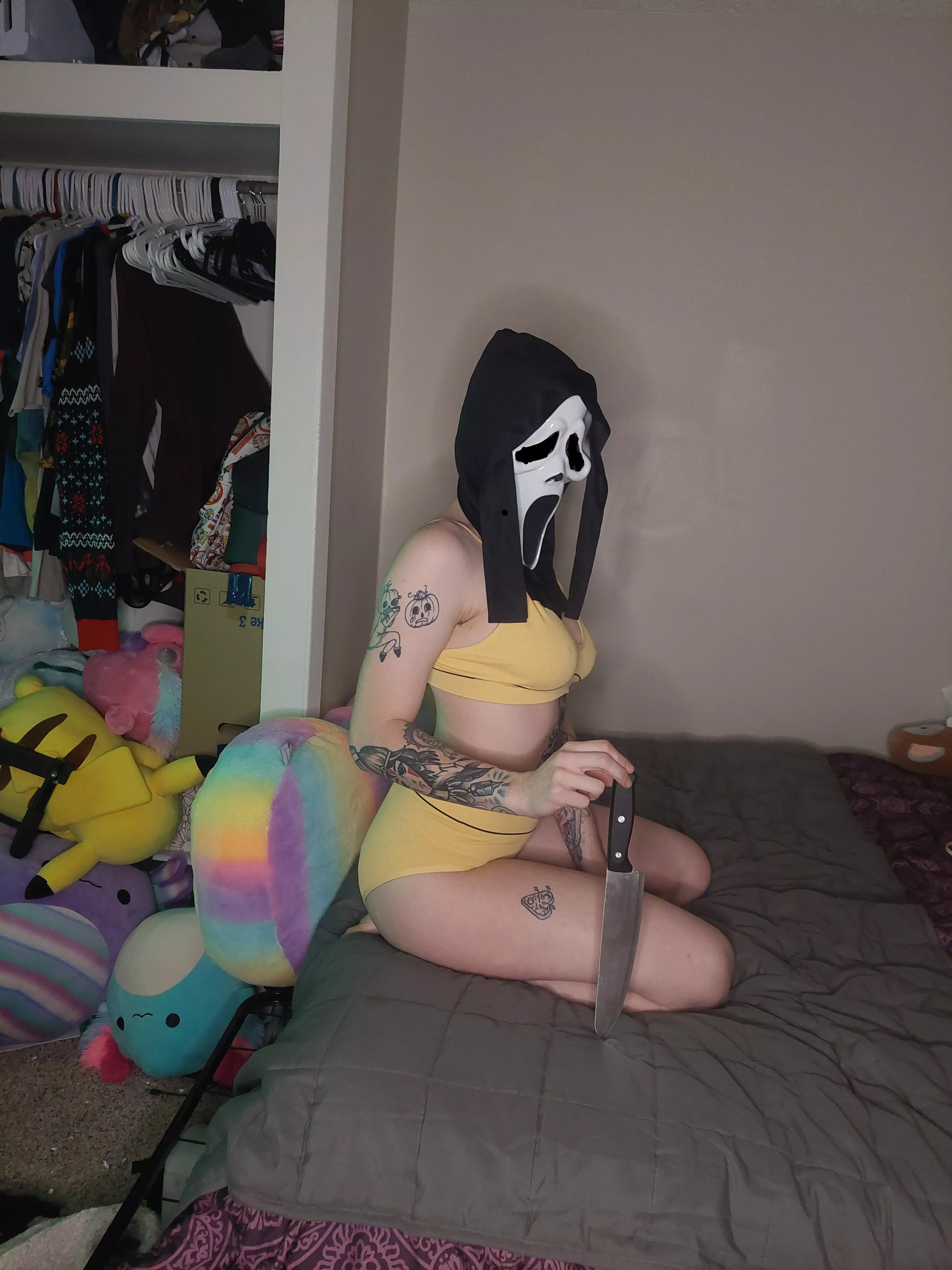 What's your favorite scary movie?? I'm going to make you cream 🔥 go to the link https://onlyfans.com/lunarm00n