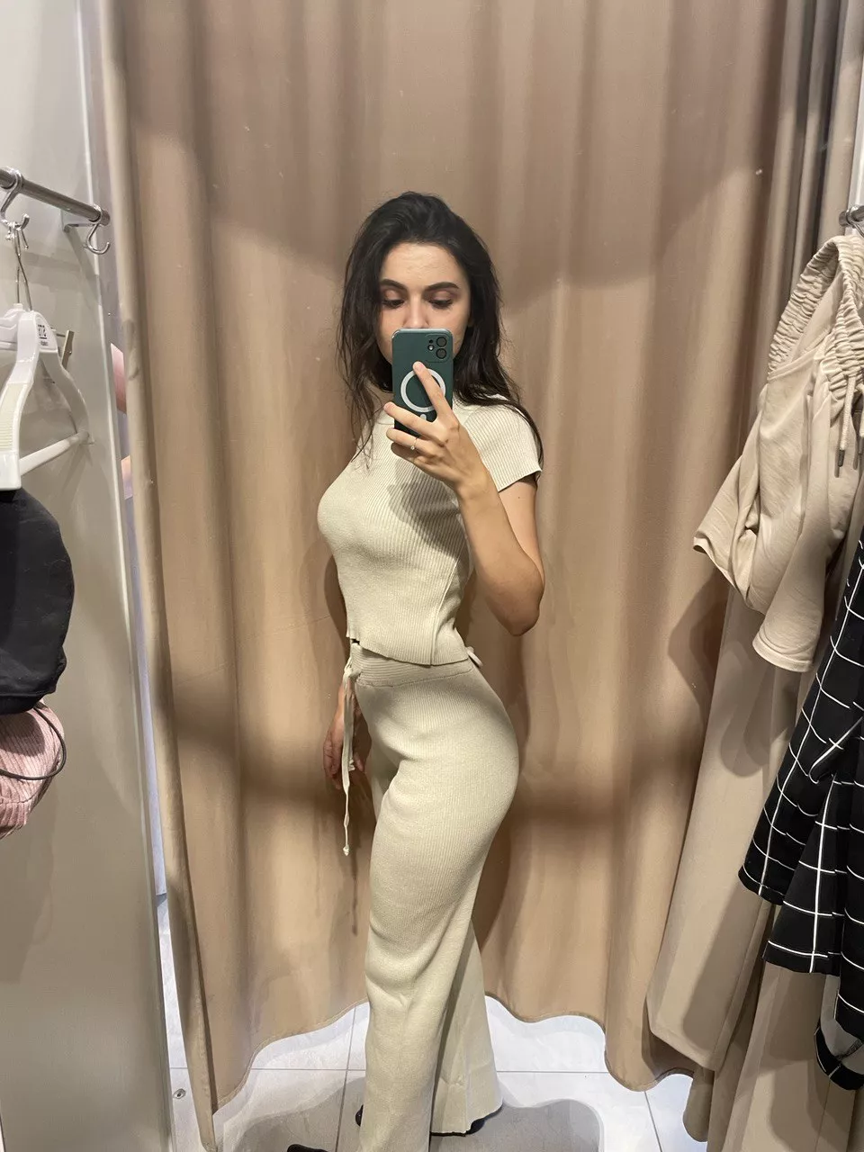 Whoever likes gets a nude (instant)