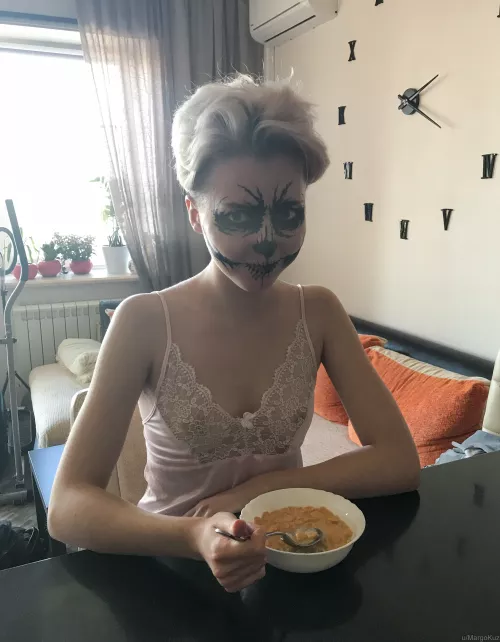 Will you eat breakfast with me?