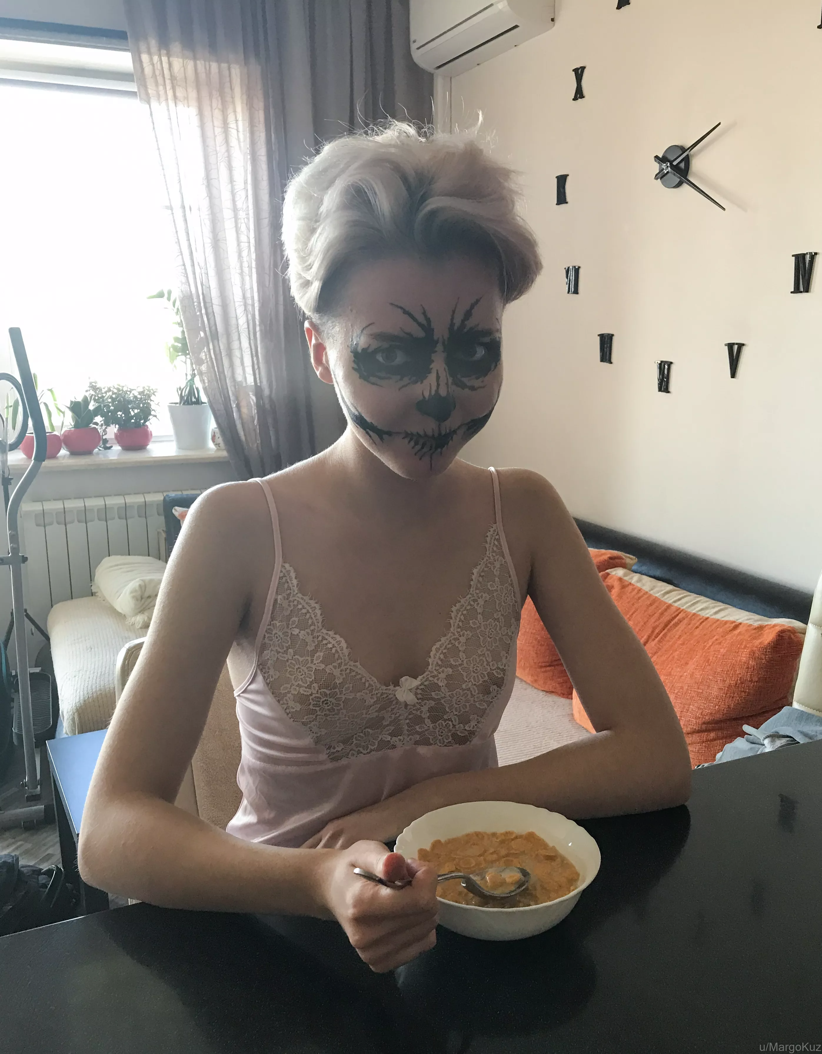 Will you eat breakfast with me?