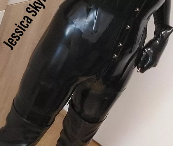 With my black shiny leggings