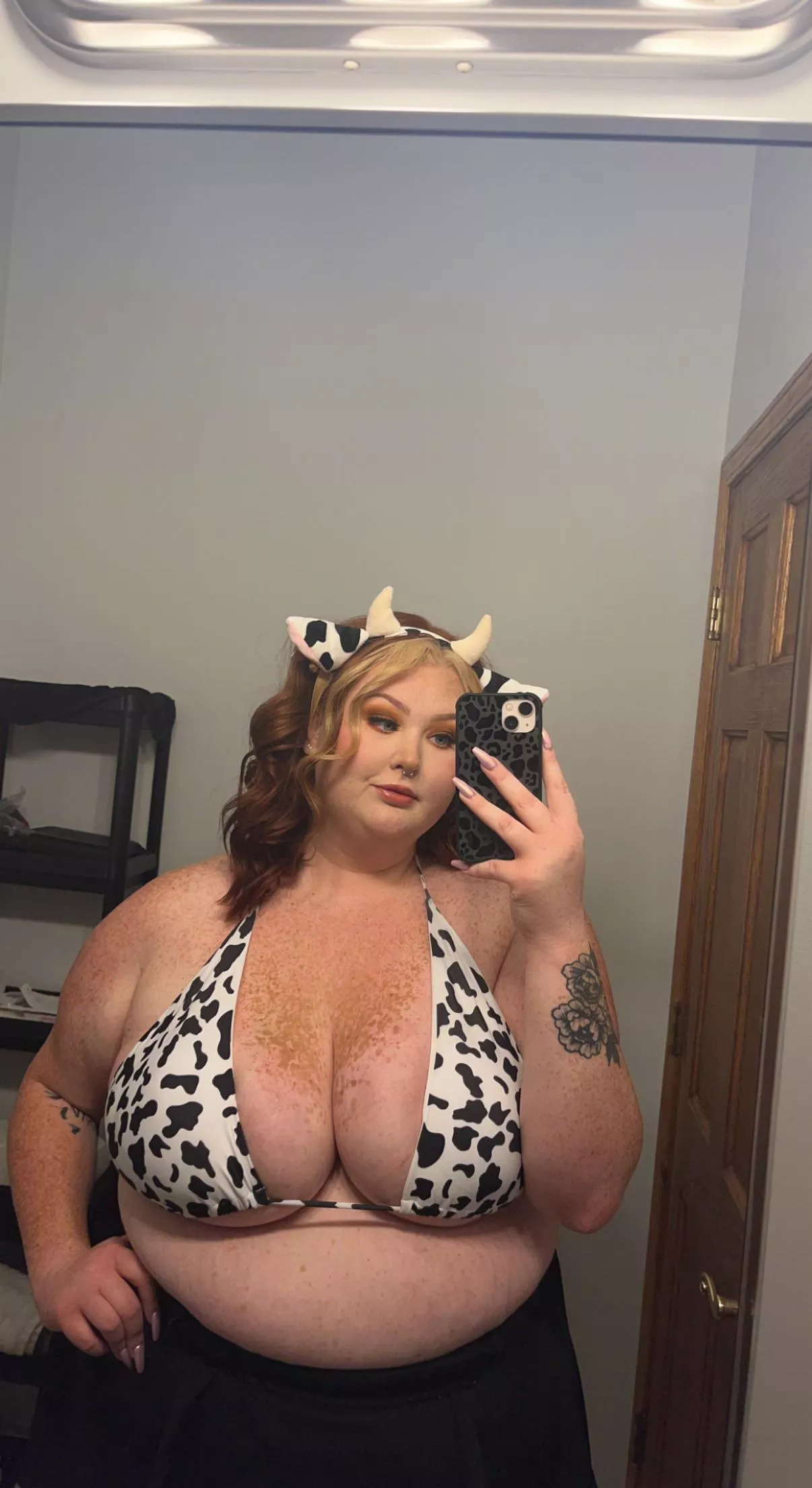 Would you say hi if you saw me at the bar tonight? 😉