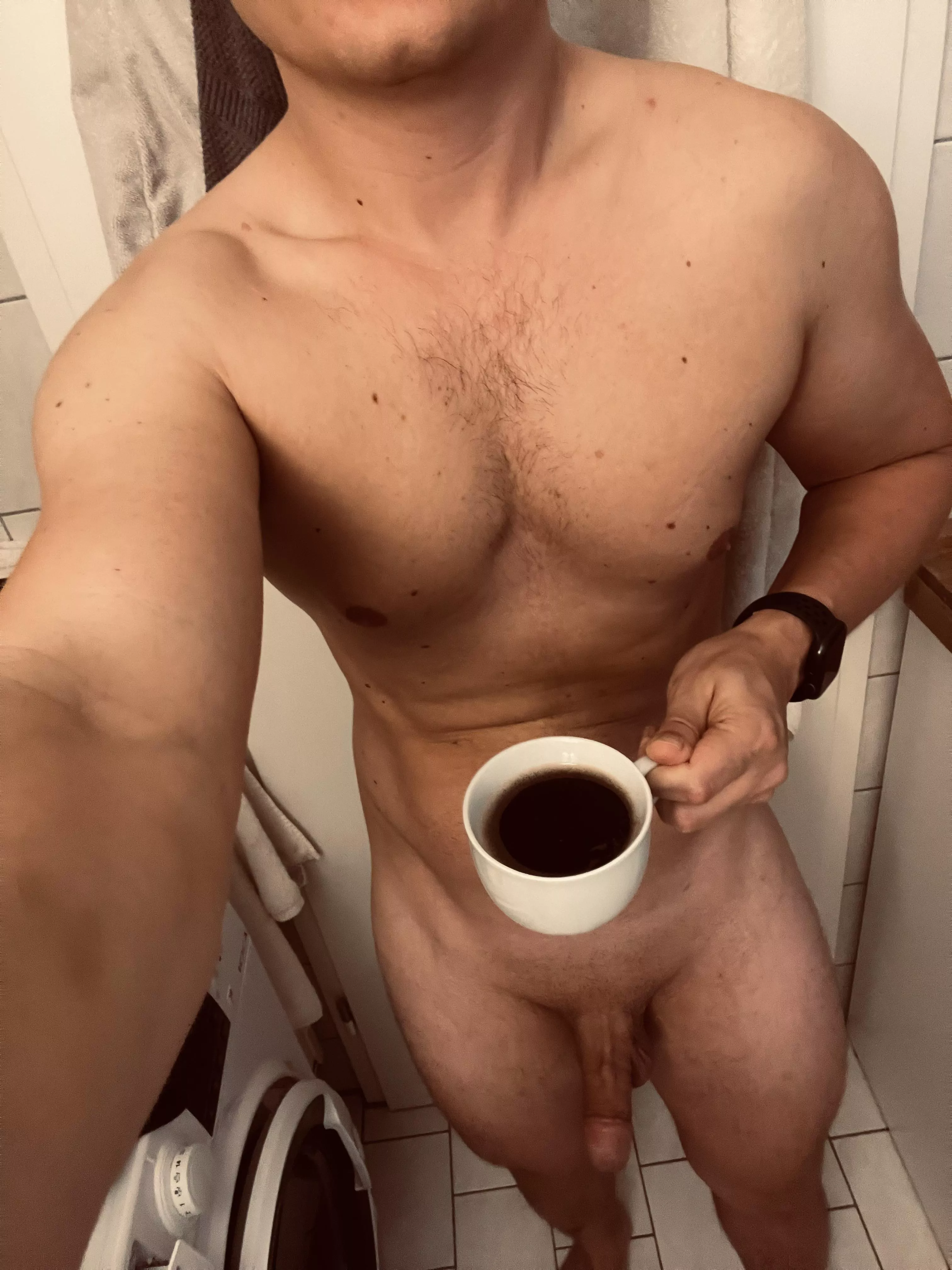 6:30 am. Too early for morning wood, so coffee is really needed ☕️ Have a great start ☀️