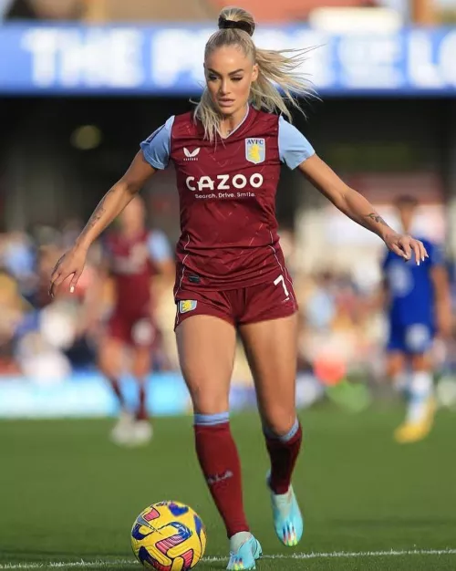 Alisha Lehmann - Swiss Footballer