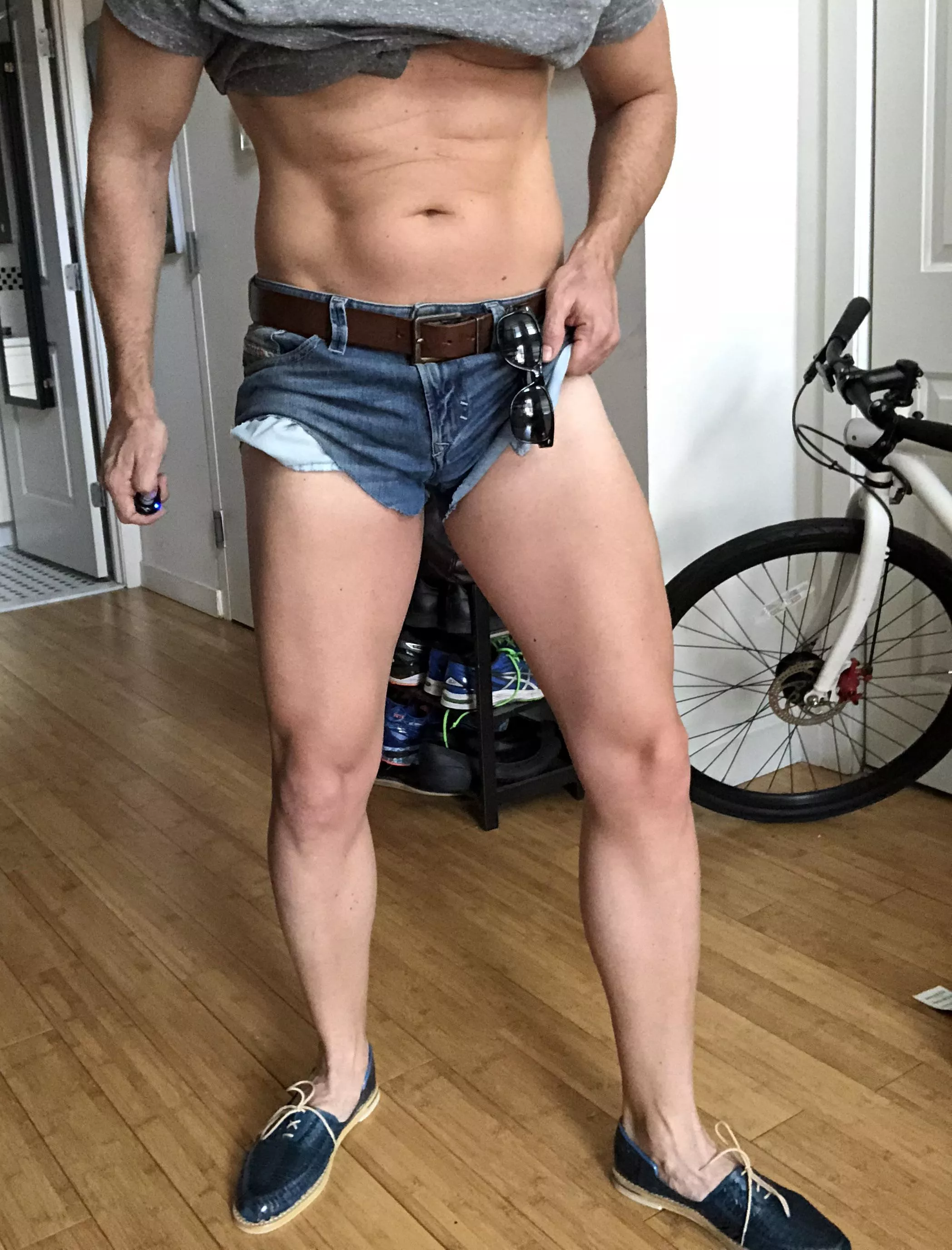 Anybody wanna fuck my brains out?