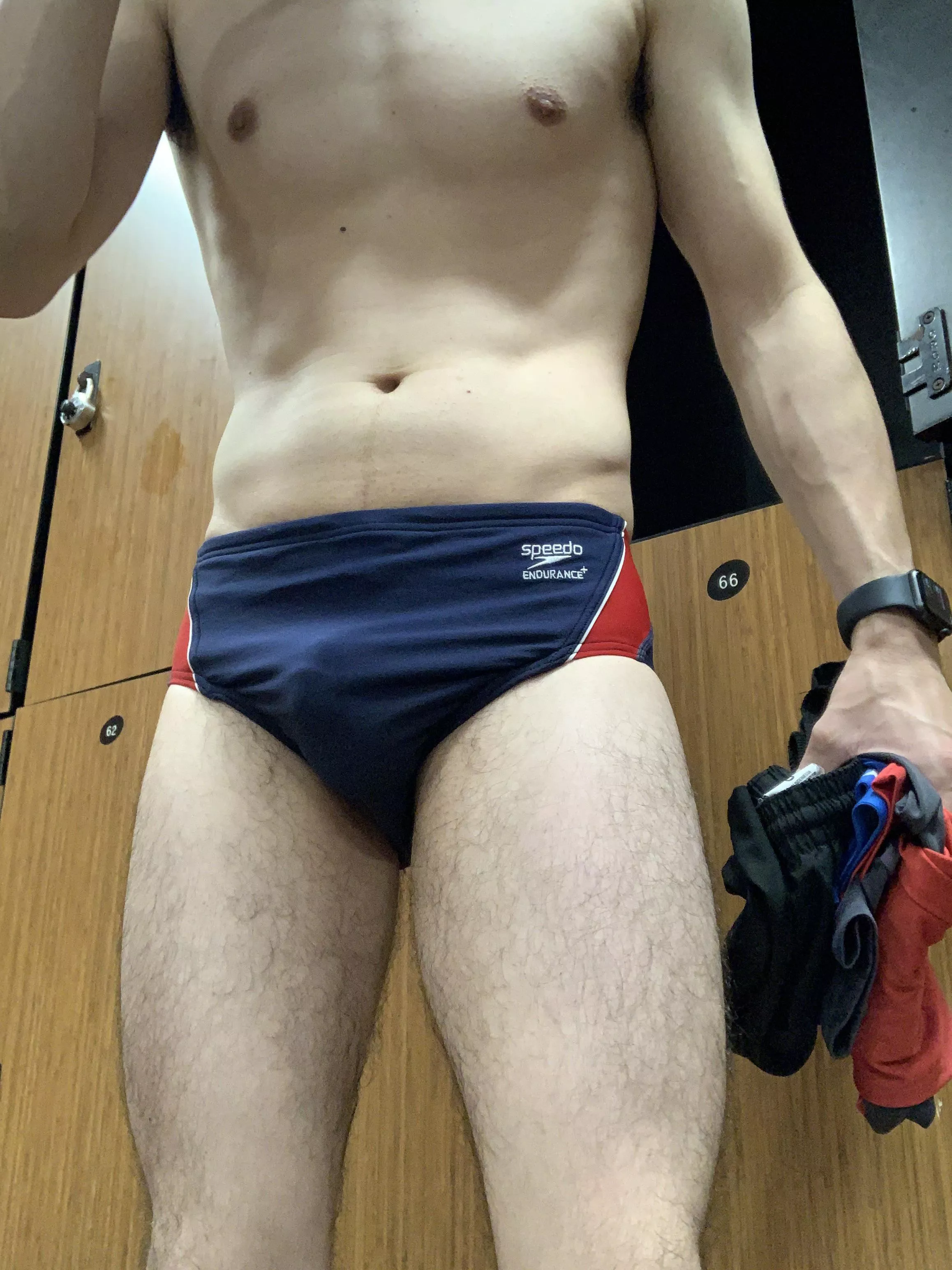 Anyone else like seeing speedos in the locker room?