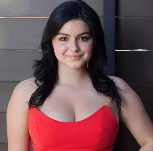 Ariel Winter - stunning rack 😍❤