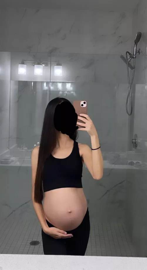 Belly is getting very round