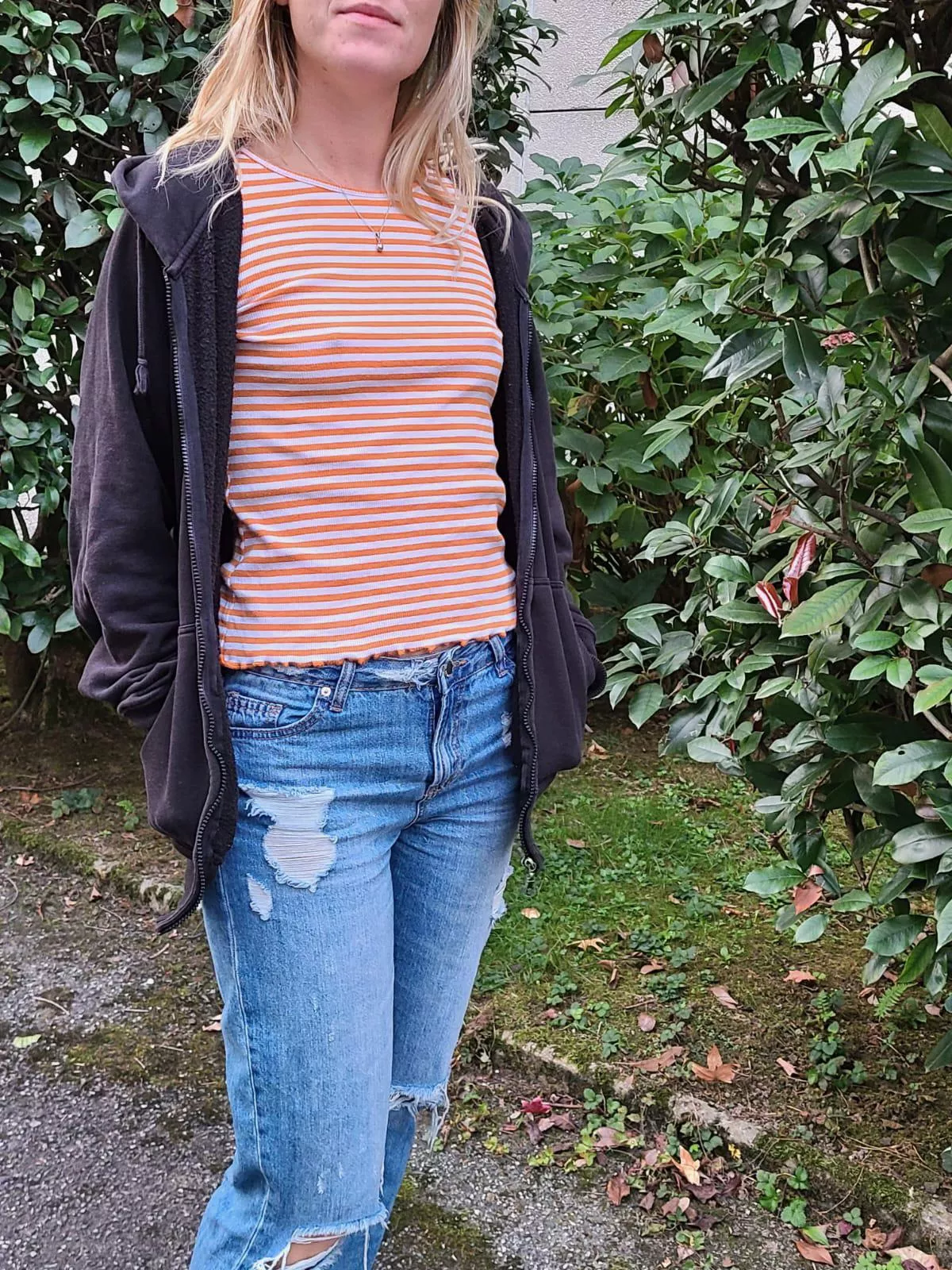 Can you see my tits in this shirt ?