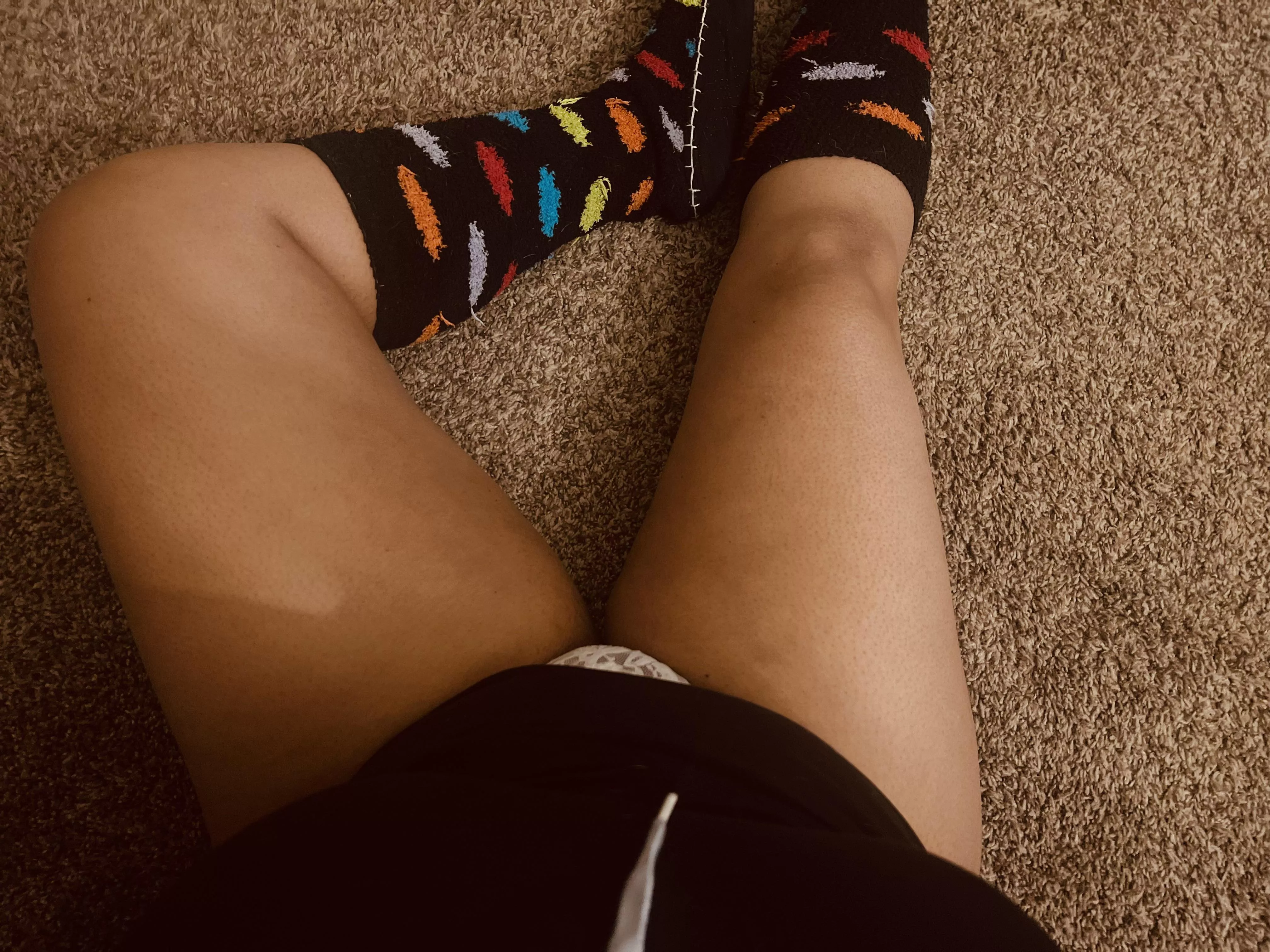 Cold? Let me wrap my thighs around you😜