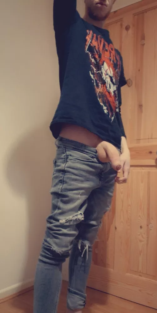 Come pull it back as you suck it 😘