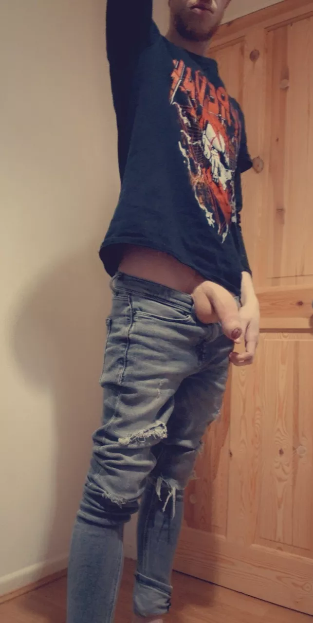 Come pull it back as you suck it 😘