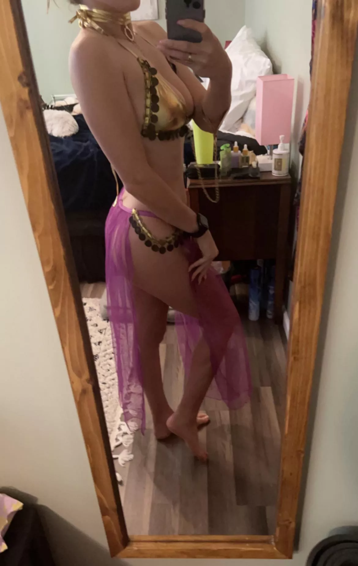 Come see me live now 😈💕 @littlesphinx420