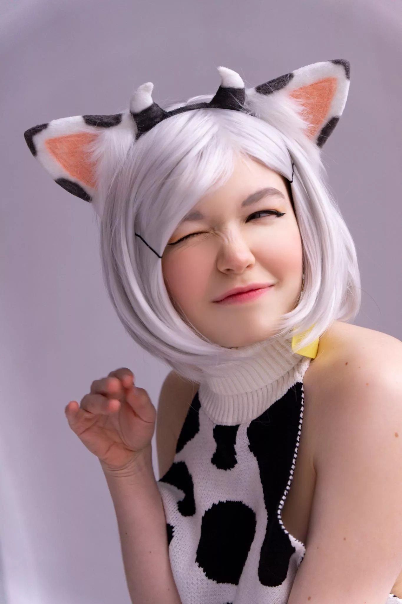Cow-chan by Murrning_Glow
