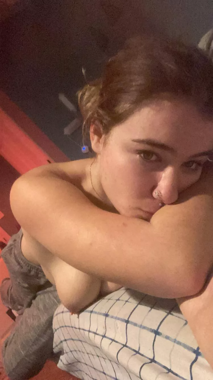 Eye spy …. You tell me Babe (;