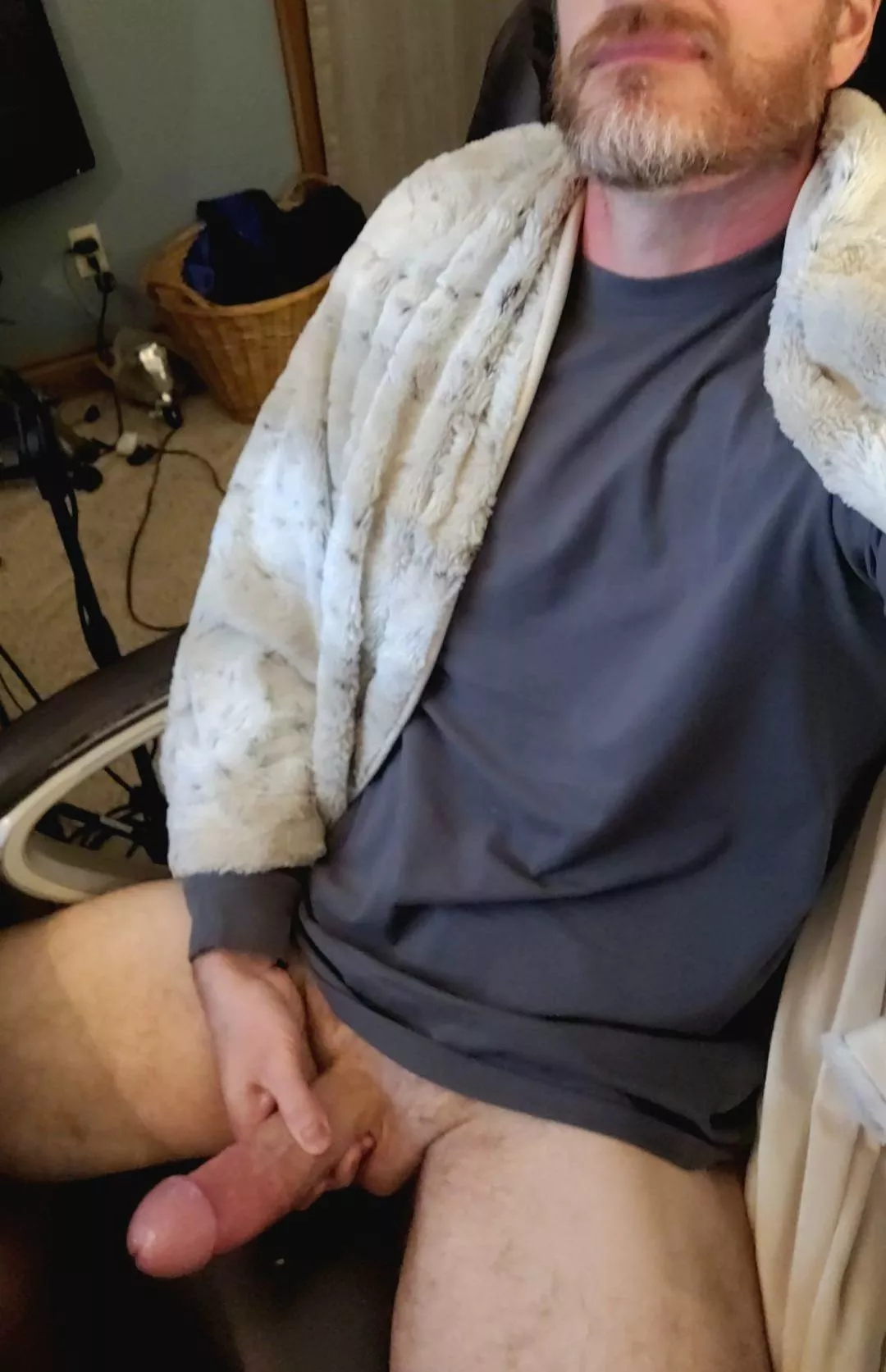 first post here - I like my cut cock