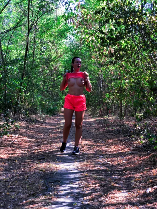 flashing boobs while jogging