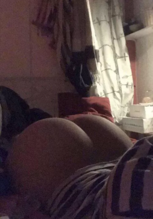 Gillar du min stora juicy rumpa 😍