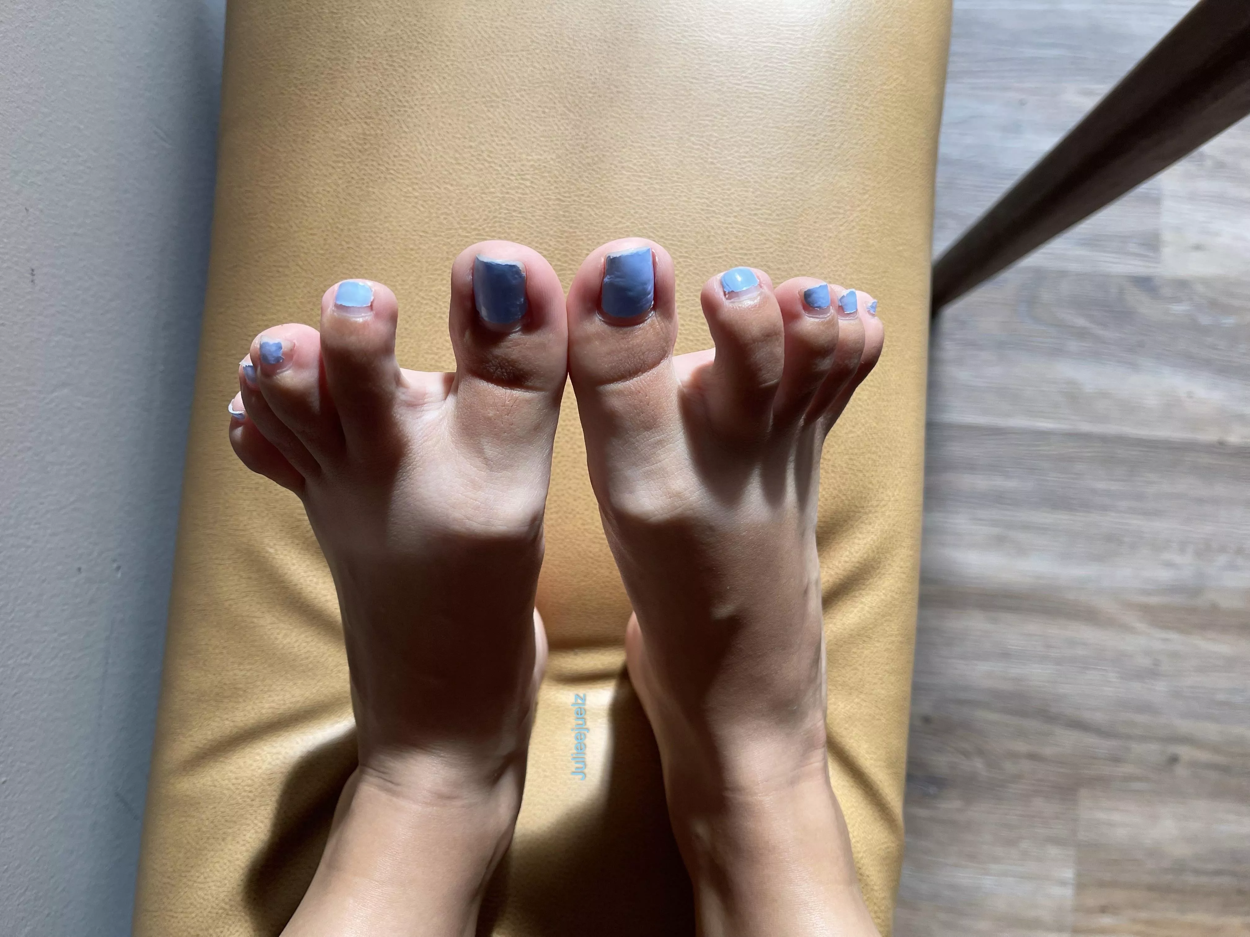 Go ahead , suck one by one .