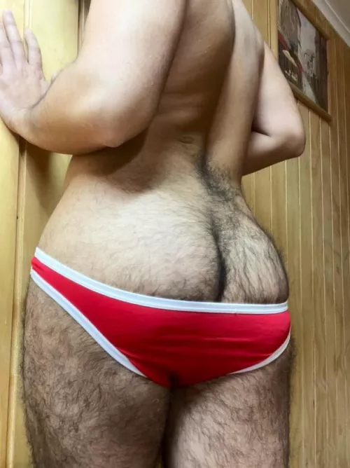 Got the red pantie night feels ✨