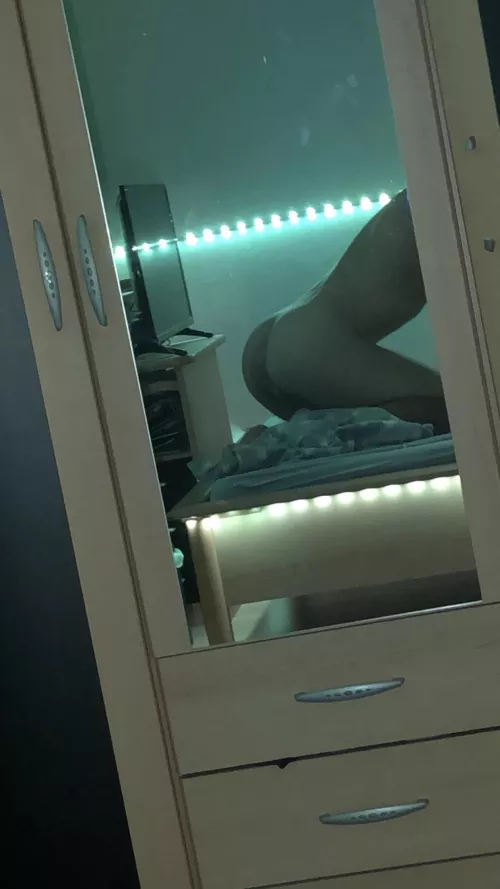 Guys pls text me if you‘re horny and like my ass, i will help you!