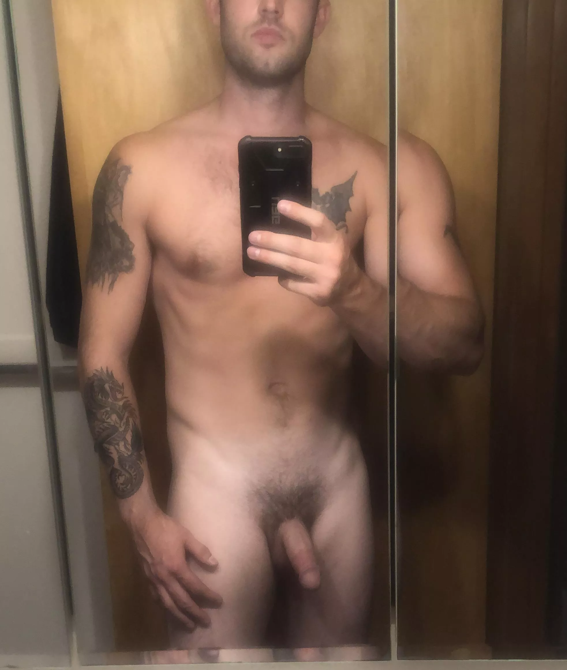 Had a pretty good tan line this summer 😎