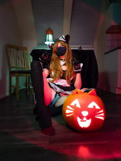 Happy Halloweenya 🎃