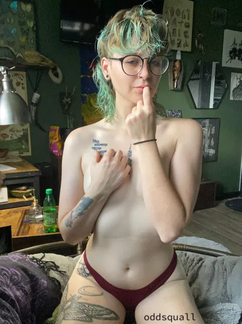 i feel so hot in this photo