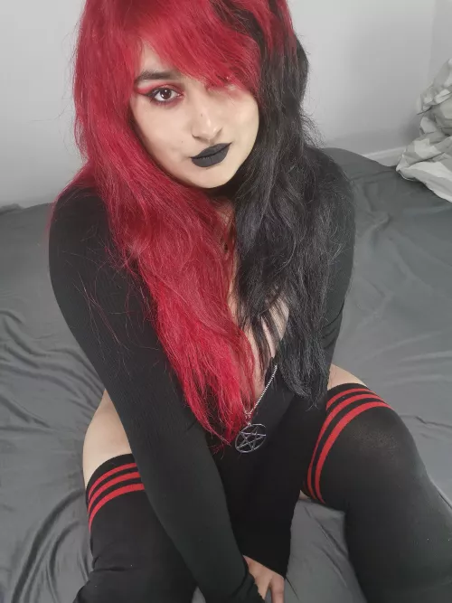 I fucking love this look