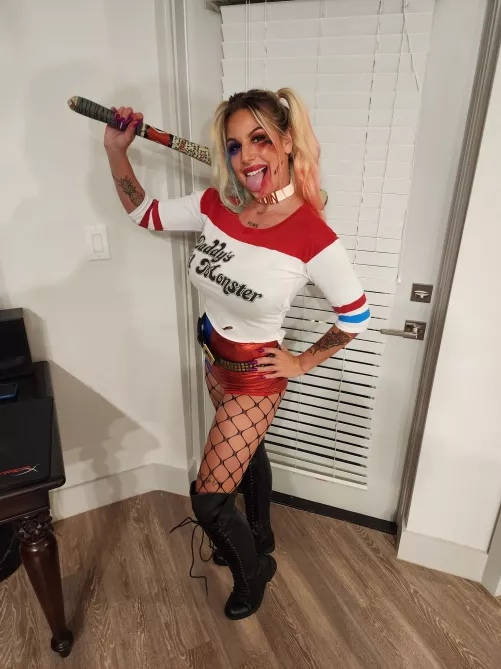 I had sex with a stranger this weekend! ❤😈 Happy Halloween!