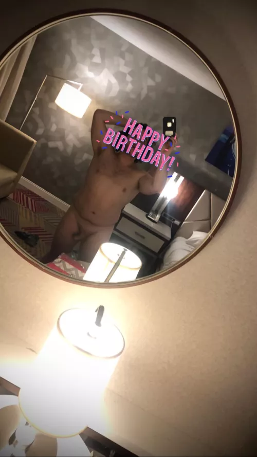 I never mind some birthday love ❤️