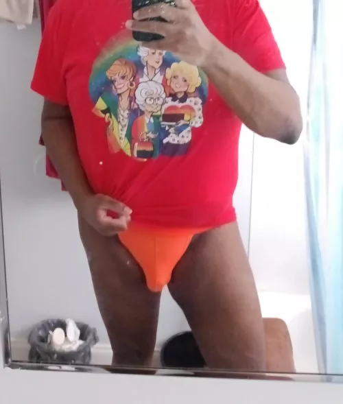 I'm a little jockey today. 😉