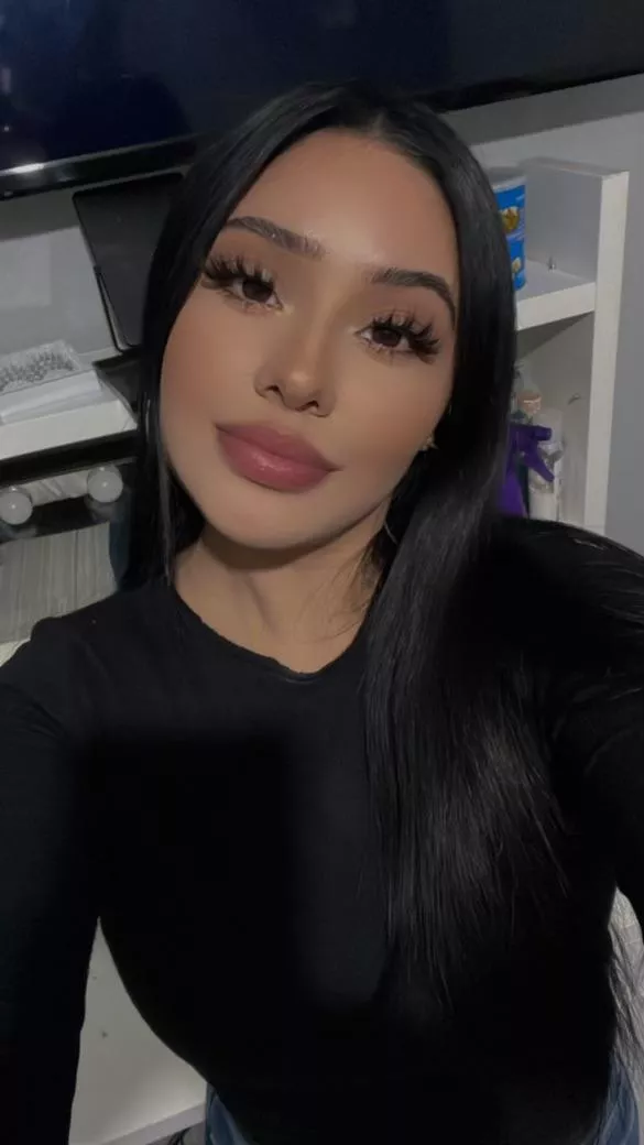 I’m feeling a little horny 😋